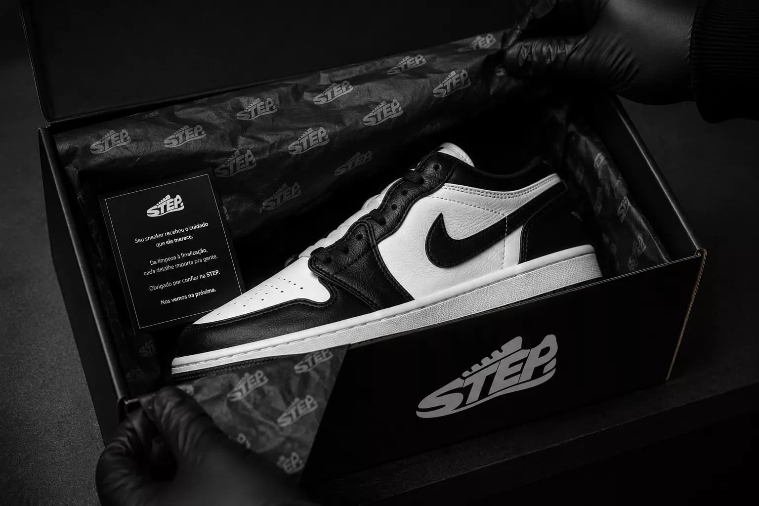 Etapa final de entrega do sneaker após serviço da STEP
